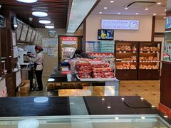 面包甜点陈列柜-红宝石·鲜奶小方·海派西点房(南丹店)