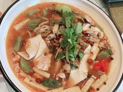 -翠山·映月湖景餐厅(映月湖公园店)