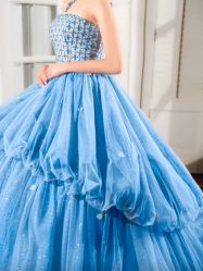 -维纳斯婚纱礼服租赁馆