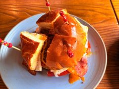 -Money Shops(愚园路店)