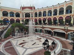 -佛罗伦萨小镇广佛名品奥特莱斯(疏港路店)