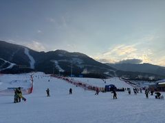 -鳌山滑雪度假区