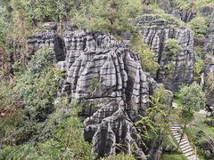 -梭布垭石林景区