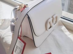 -塞拉瓦莱名品奥特莱斯