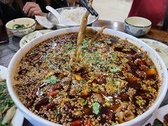 麻辣水煮蛙-江湖黑大兔(杨家坪店)