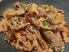 -张大师鸭爪爪特色火锅(万达店)