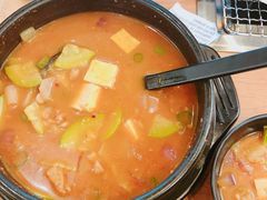 -肉甲韩国木炭烤肉(新壹街1店)