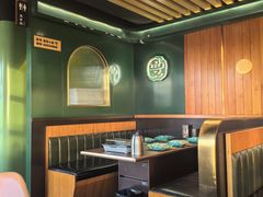 -曼听小寨海鲜烧烤·大连辣炒大王(盖州街店)