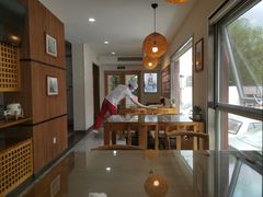 靠窗位-东升灌浆包(辛庄街总店)