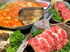 -楠小云·云南鲜牛野生菌自助火锅(九眼桥店)