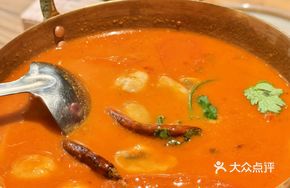 Traditional Sour Spicy Tom Yum Soup