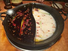 -周小明火锅(黑金冠社区店)