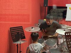 -COCO  BOMB国际流行音乐(爱琴海校区)