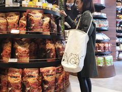 -三只松鼠生活馆(芜湖弋江金鹰店)