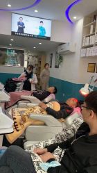 -黑奥秘脱发白发中心