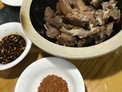 -地锅公社·现炒地锅鸡·地锅鱼·夜宵(罗锦路店)