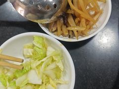 -龙顺园麻辣香锅(机场店)