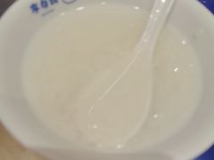 -李与白包子铺(桐梓林店)