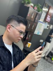 -藤野造型专业烫染接发