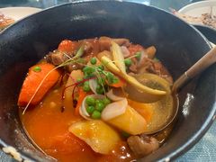 红葡萄酒焖牛尾-野蔓果·山野菜(西湖景区·龙井茶田店)