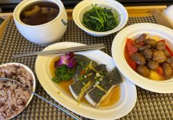 -臻康乃馨月子中心(集美店)