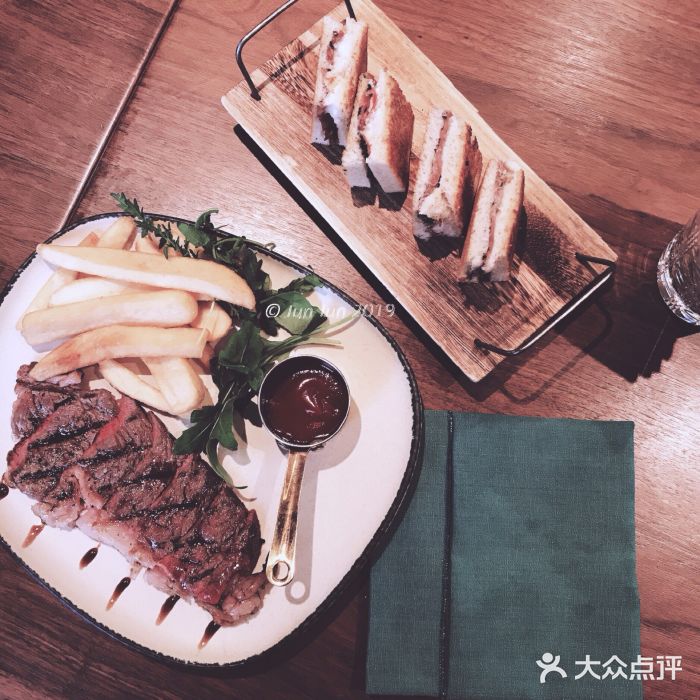 FOGO松露火腿芝士三明治图片