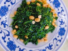 -粮食酒店
