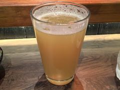 击碎菠萝椰子奶昔-8PINTS八品脱·日料·烧鸟·精酿小酒馆(莘庄店)