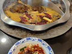 -重庆风光老灶火锅城(同德广场店)