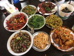 -冶建镜子·老南昌大排档·江西虾王(总店)