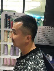 -FRIDAY星期五专业美发沙龙