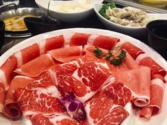 -牛魔王时尚回转餐厅