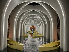 -涨巢·潮玩水疗局