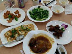 -轩记海鲜餐厅·四十五年老字号·经典粤菜(西区彩虹店)
