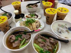 -颂记牛肉粉