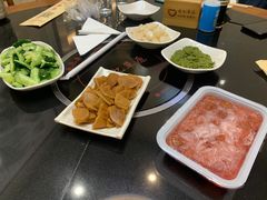海拉尔野生韭菜花-情忆草原涮肉馆