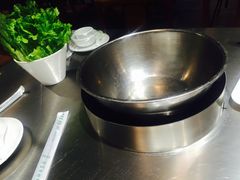 -胡须佬鸡煲四季火锅店(石厦西村直营店)