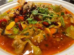 干锅牛蛙-川流不息·地道川菜·小龙虾(新松江路店)