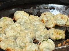 -依云煎包店