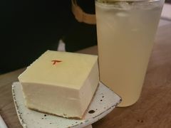 白桃百香糕-知亘茶食