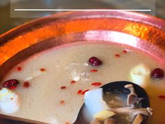 -霄汉牛三鲜湖北砂锅菜(万松园2店)