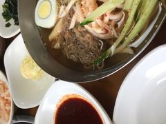 -亲昵春川鸡排(韩国美食街店)