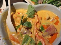 -大头虾越式风味餐厅(光明广场店)