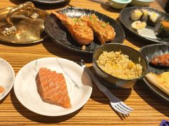 -亚特兰蒂斯-番红花海鲜自助餐厅·鲜活海鲜·小火锅