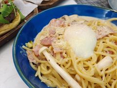奶油汁培根溏心蛋意面-Future&Kitchen