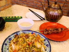 -维吾尔餐厅(宜山路店)