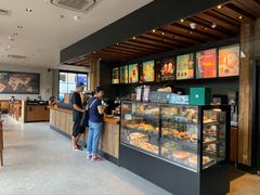 面包甜点陈列柜-星巴克(上海汇锦里店)