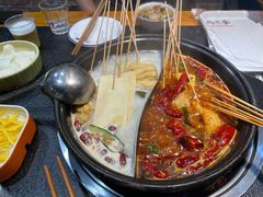 -两三事小郡肝串串香火锅(桂庙店)