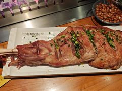 烤羊腿-三个蒙古大叔羊肉串(大宁店)