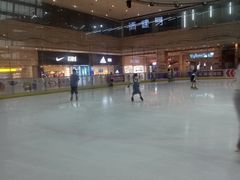 -冠军冰场(环球中心店)